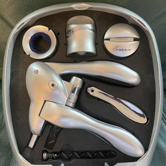 Rabbit Wine Tool Kit - Picture 3 of 5